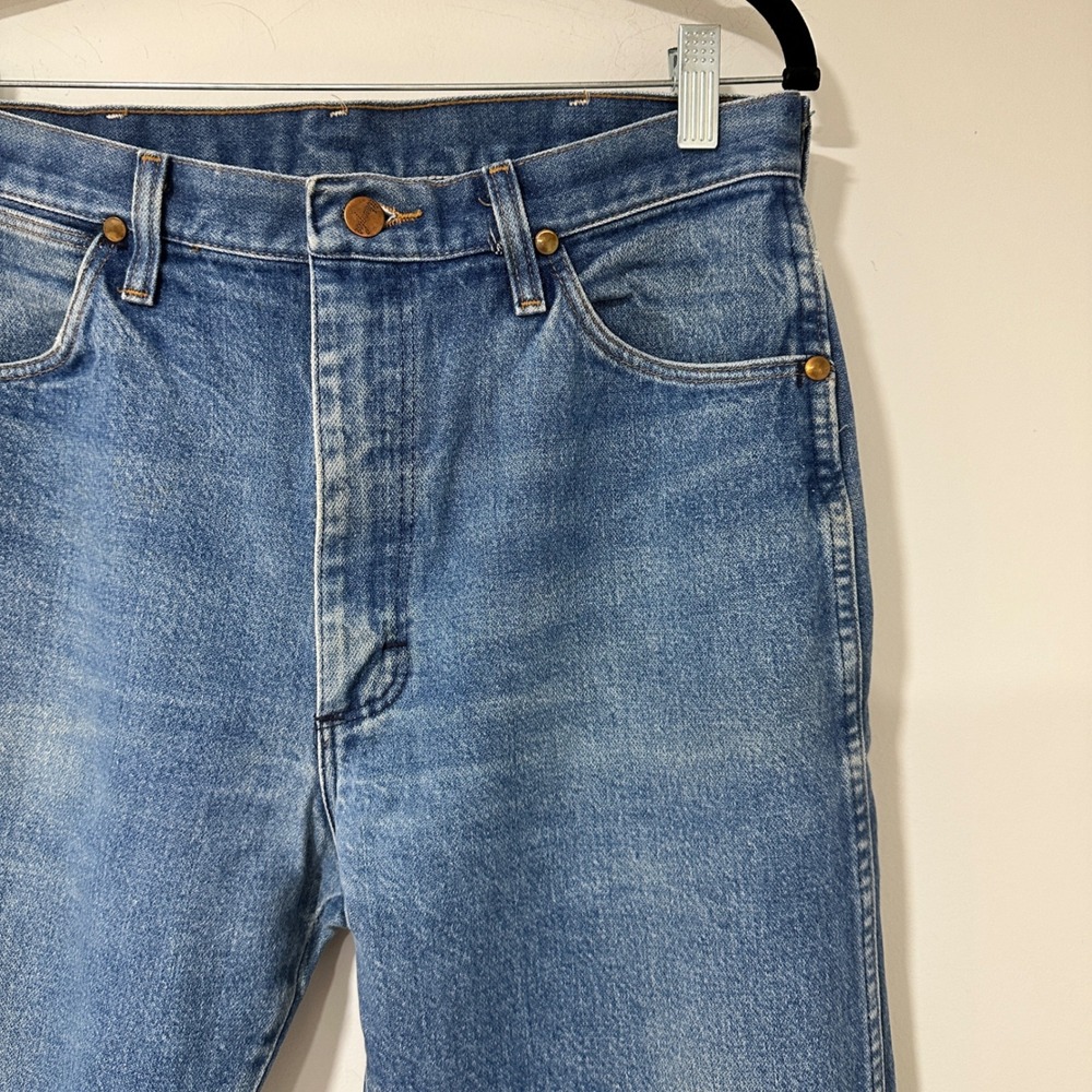 Vintage Wrangler 13MWZ Jeans Tagged 34x34 Measures 33x32 USA Cowboy Cut